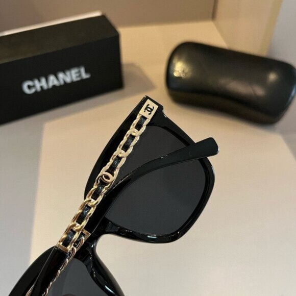 CHANEL Black Square Sunglasses - Picture 6 of 7